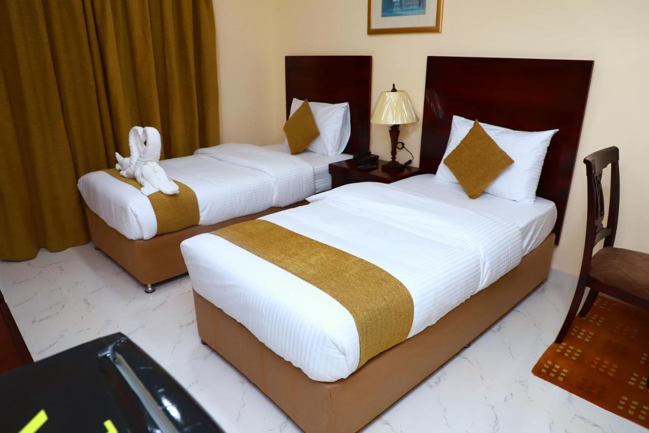 Onyx - Maha Hospitality Group *